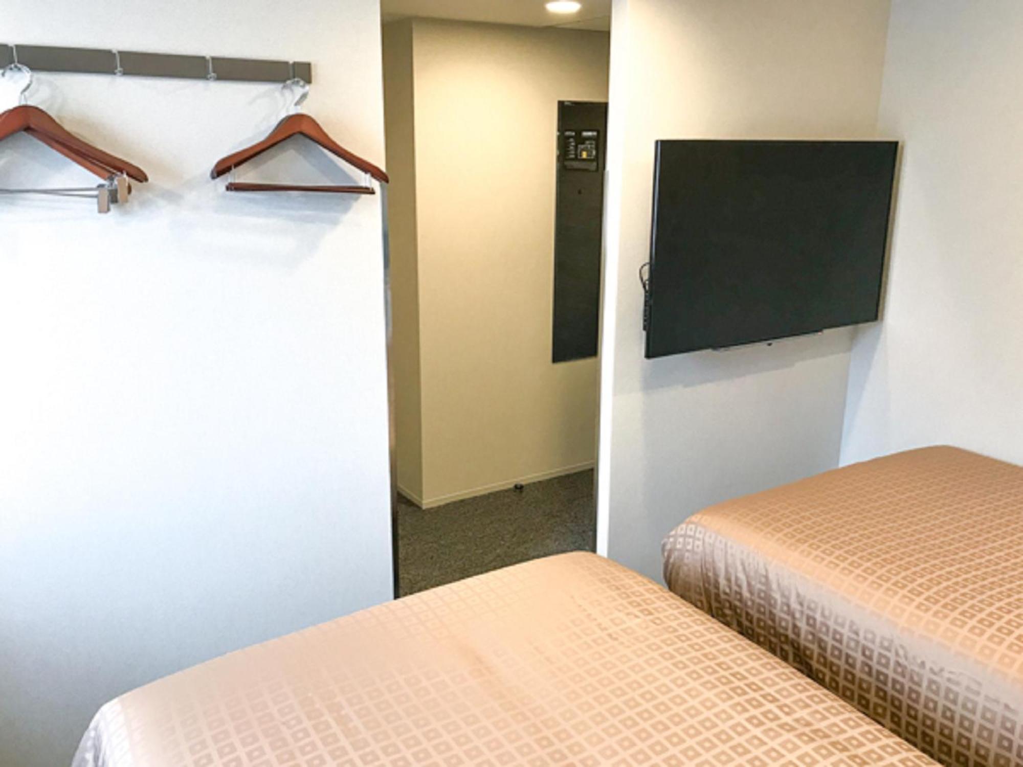 Hotel Livemax Chiba Chuo-Ekimae Bagian luar foto